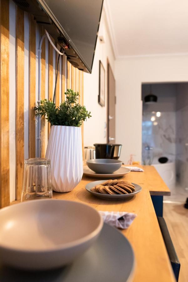 Nueva Era Boutique Apartment เอเธนส์ ภายนอก รูปภาพ